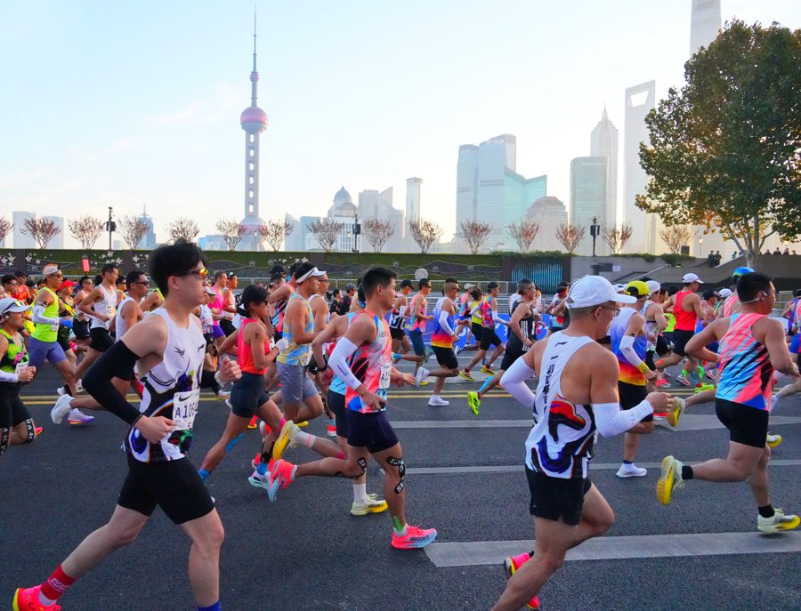 奔腾的上马，跃动的人生