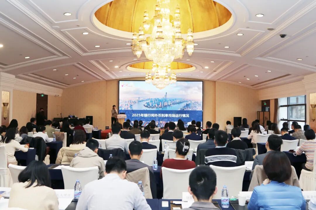 ←左右滑动查阅→