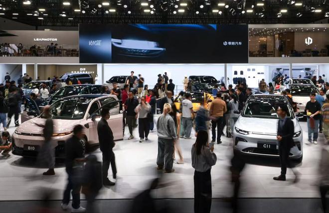 造车新势力11月销量出炉，零跑再度突破7万辆，蔚小理齐站3万辆阵营