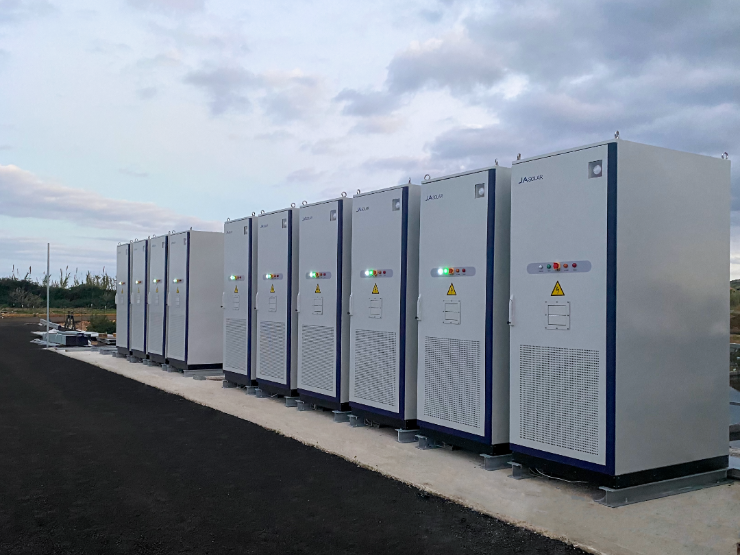 滑动查看更多项目现场图