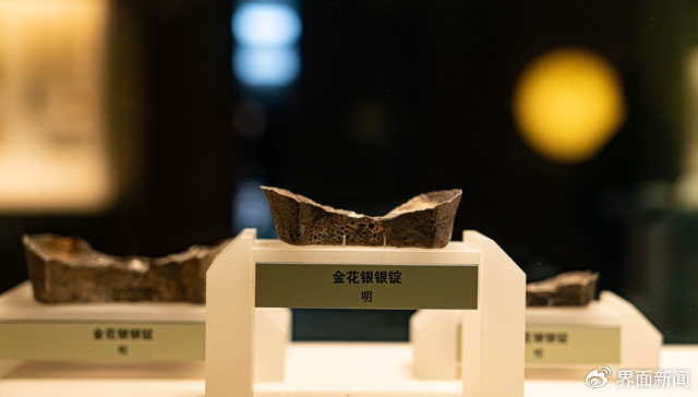 芝商所“拔网线”背后：白银新高狂欢下“暗流”涌动