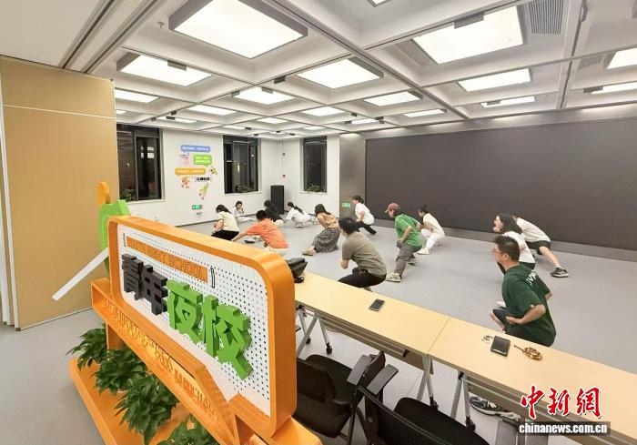 白楊街道的青年夜校。白楊街道青年發展服務中心供圖