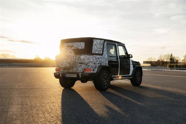 顶奢敞篷回归！全新奔驰大G敞篷版开启路测