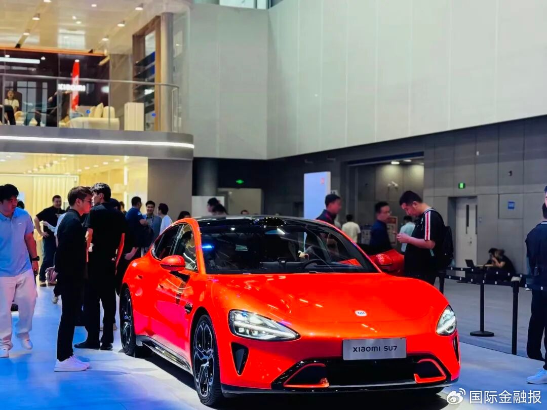 小米“现车选购”引争议，提车等一年，转头卖现车？