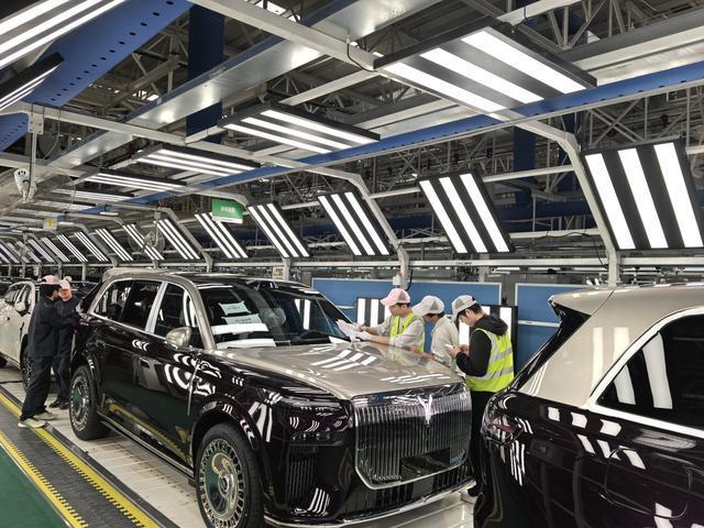 纯电销量回暖，插混与增程显疲态，汽车技术路线迈入“分化加速期”？业内人士这样说