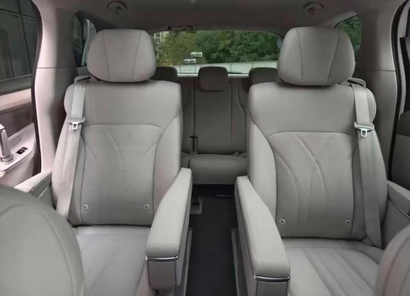 新能源七座MPV标杆 家用商务全场景优选