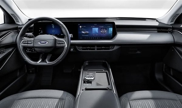 福特蒙迪欧遭车主集体投诉：车机卡顿、地图漂移还不能投屏