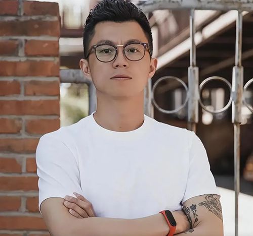 知名车评人陈震被全网多平台禁言