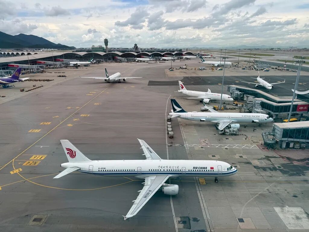 香港国际机场。