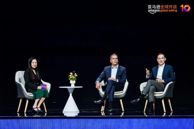 图：亚马逊高管进行对谈，共话全球电商新未来