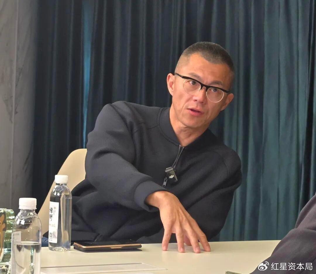 知名车评人陈震被全网多平台禁言，近期有言论引质疑