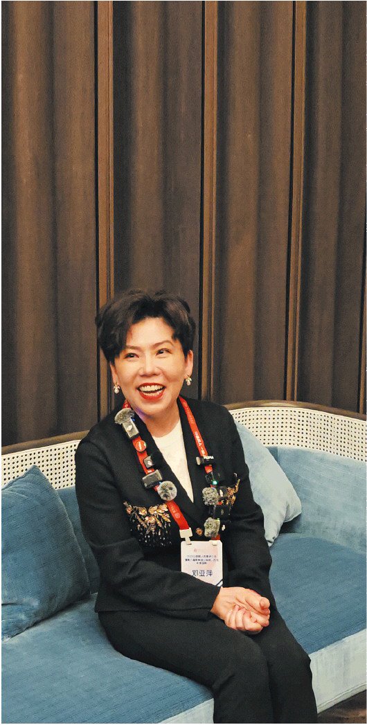 本报记者对话邓亚萍—赛场转换,球未落地