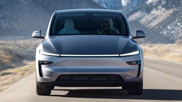 欧洲电动车市场风云：特斯拉销量下滑仍称王 大众紧追