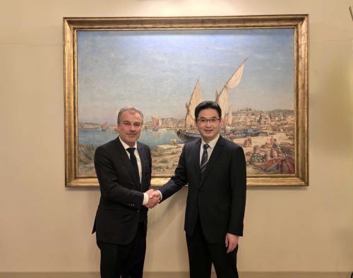 驻马赛总领事何有麟会见艾克斯—马赛—普罗旺斯大都会工商会主席