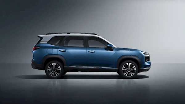 造型硬汉风！五菱首款硬派SUV星光560亮相 12月11日首发