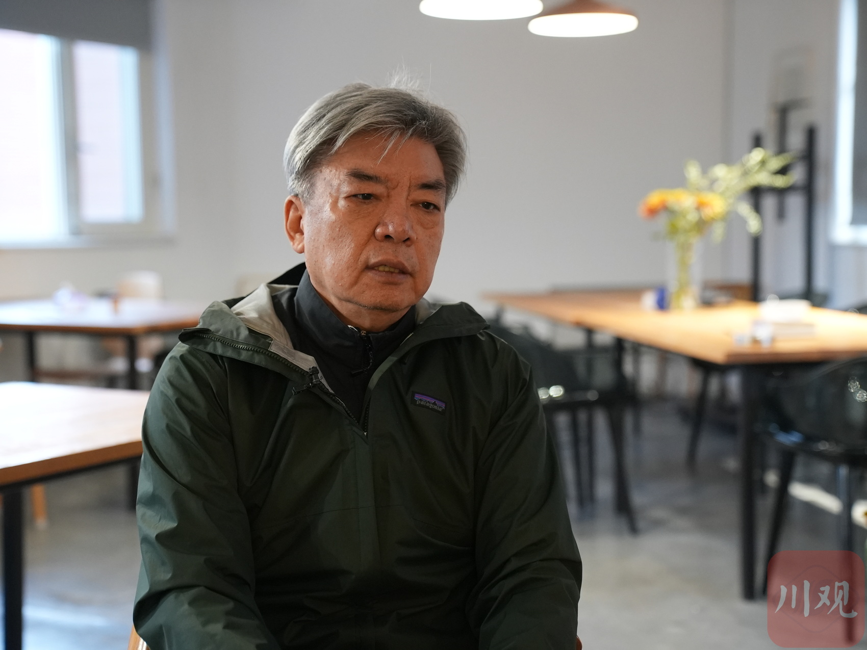 刘家琨接受川观新闻记者专访（韦维 摄）