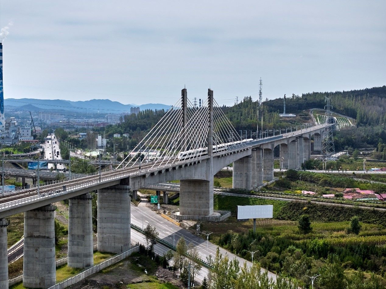 沈白高铁（中国中铁供图 央广网发）