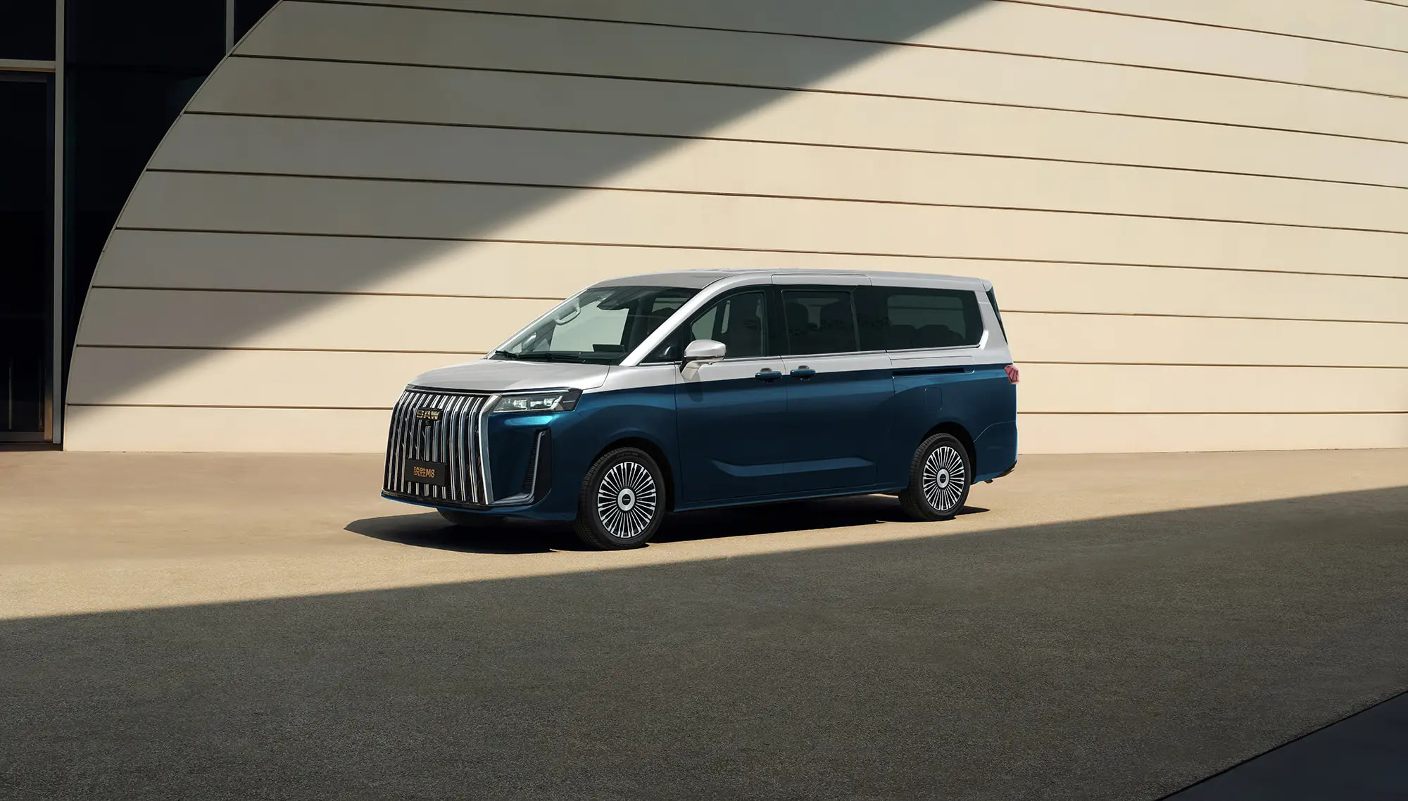 锐胜汽车计划实施“三步走”战略 大型MPV新车M8上市