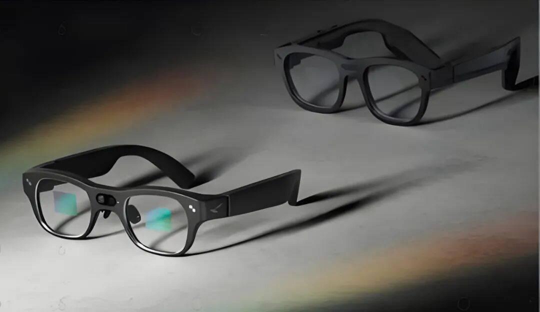 （图 / RayNeo雷鸟创新官方微信公众号）