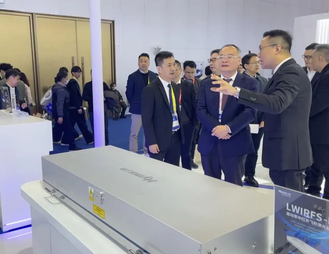 广东省政协副主席——袁宝成 巡展海目星