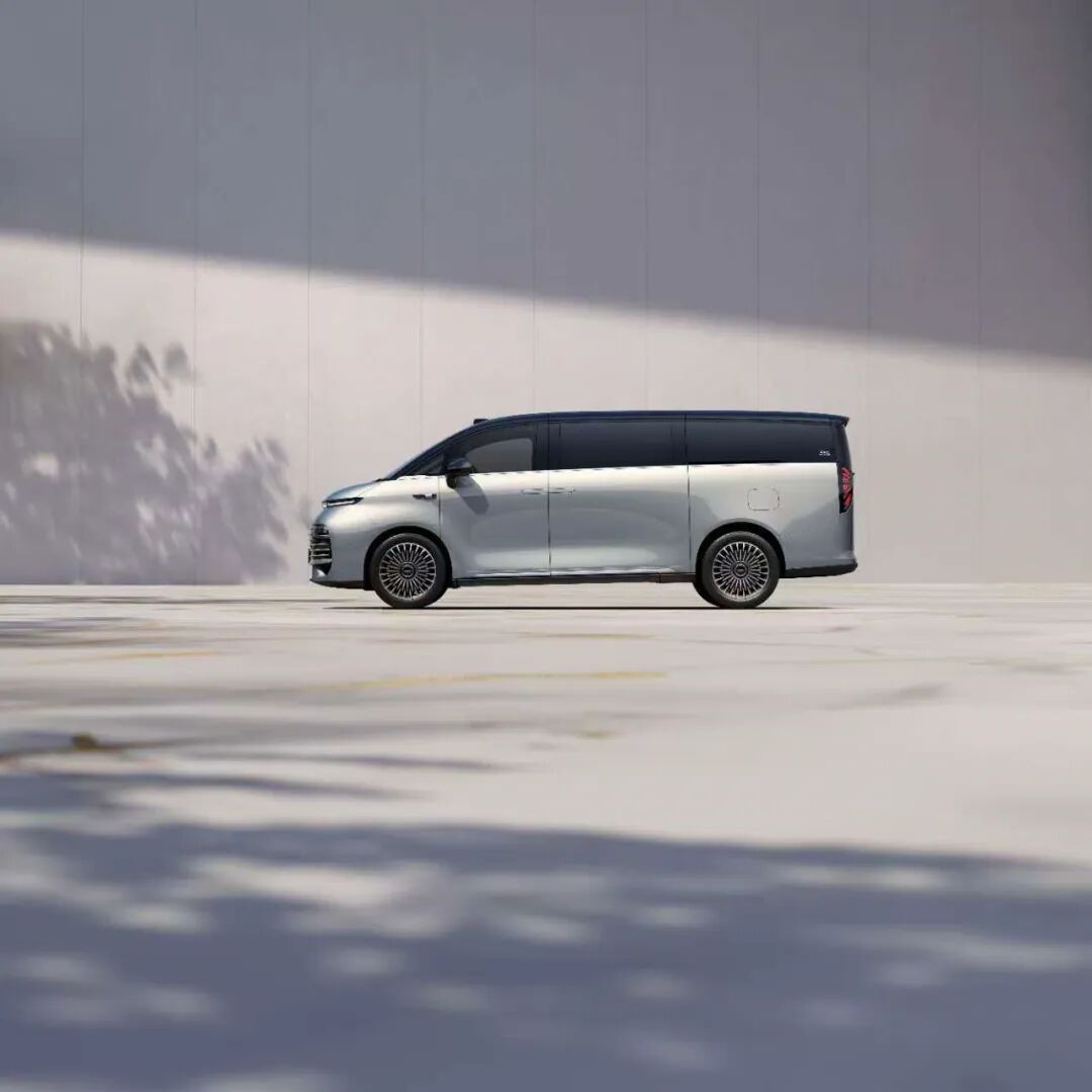 吉利银河V900首发超级AI增程 四维重构新能源MPV价值标准