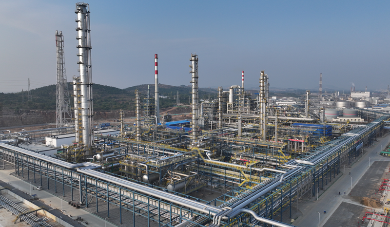 联泓格润一体化项目MTO装置。（联泓新科供图）