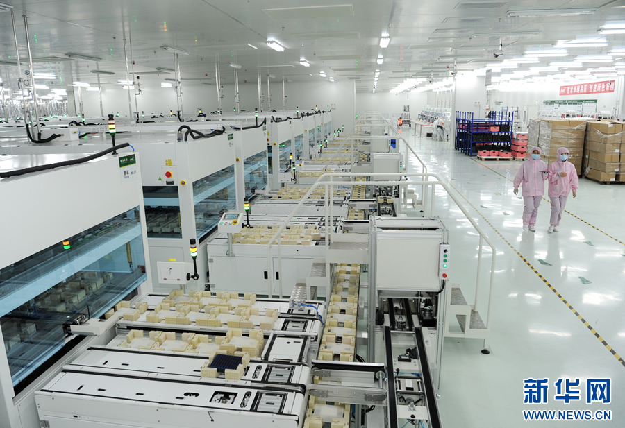 晶科能源（楚雄）有限公司生产车间（资料图）。高建波 摄