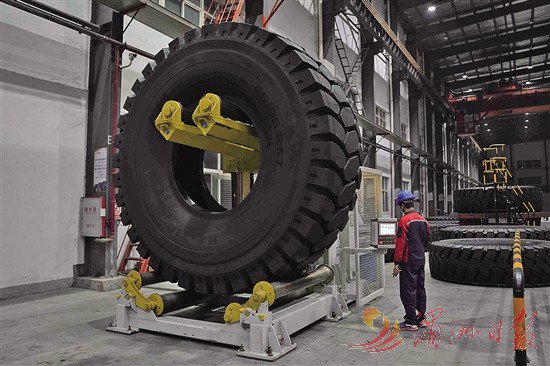 海安集团生产车间。