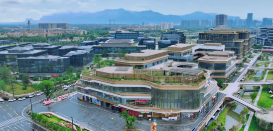 图：周边商业-高新玫瑰ONE实拍