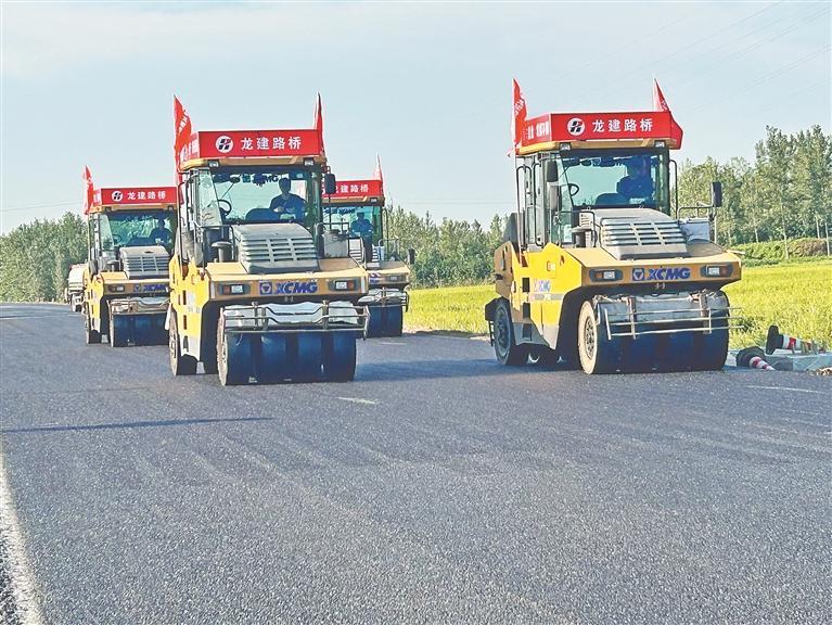 施工作业。资料片