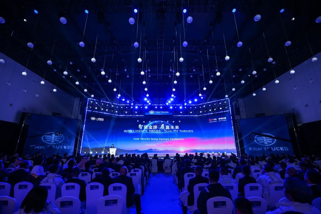 解放2026海外目标剑指8万辆！打出沙特子公司+五大品牌“组合拳”