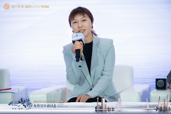 ▲腾讯集团腾讯云高级副总裁兼党支部书记陈菲