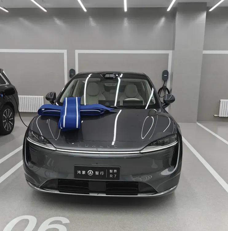 上汽,困在华为的「低价迷局」里!汽车