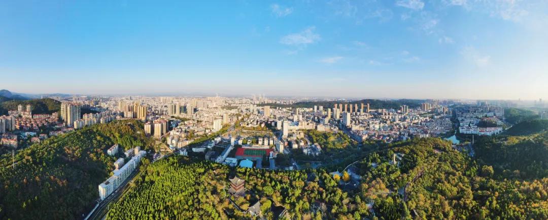 荆门全景 张兆宇 摄