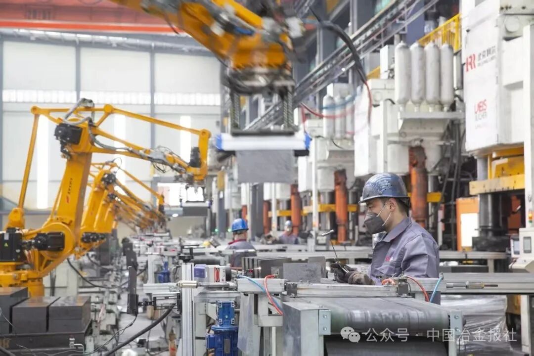 洛阳利尔自动化成型车间