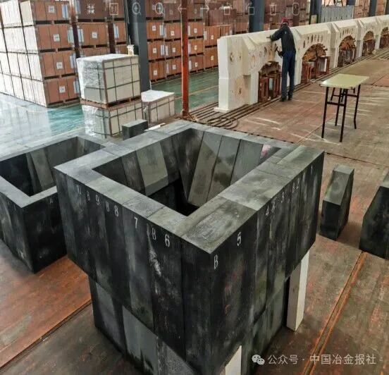 瑞泰科技熔铸ZCS耐火材料