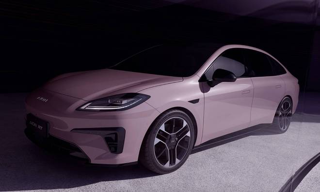 油电共存、小车称王、比亚迪退守，2025 卖得最好的 20 辆车，和你想的不一样