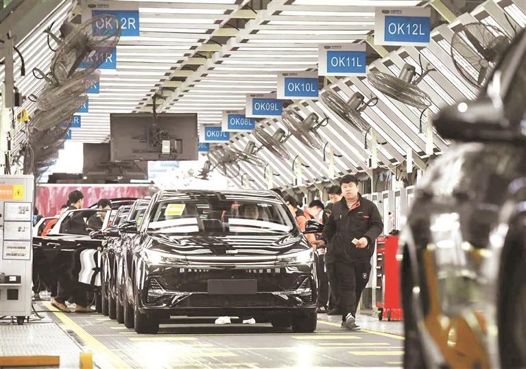 70多秒一辆 冲刺产能新高