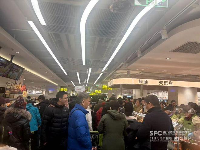 美团食杂零售瘦身：关停快递电商、美团优选 小象线下开大店