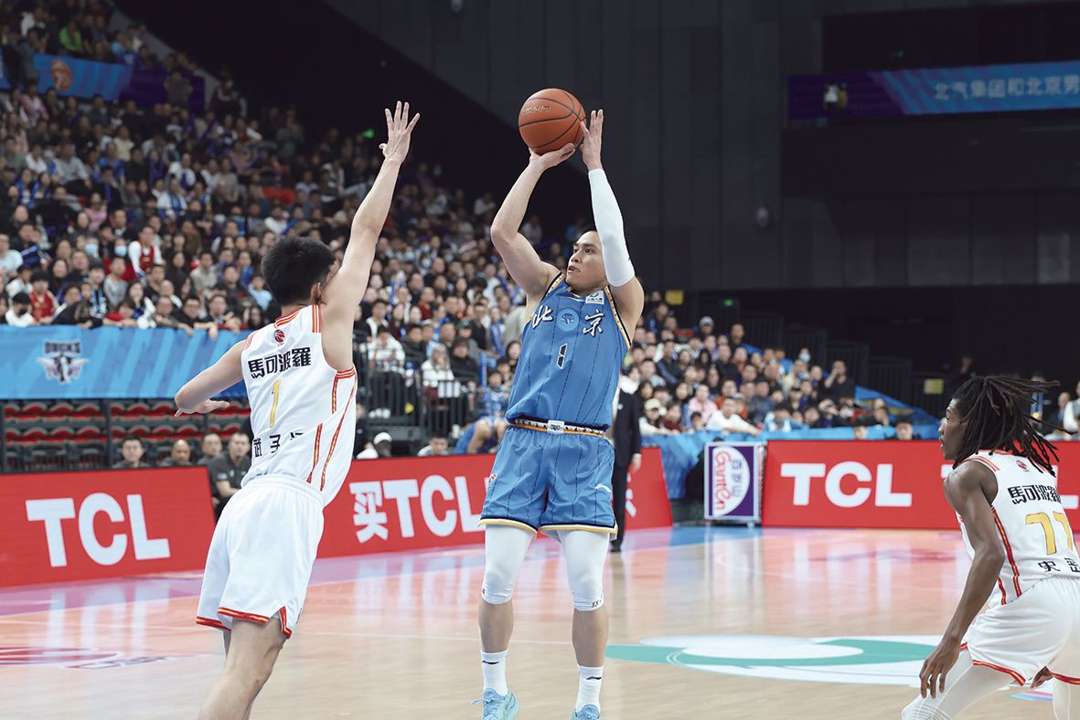 北京首钢男篮获四连胜