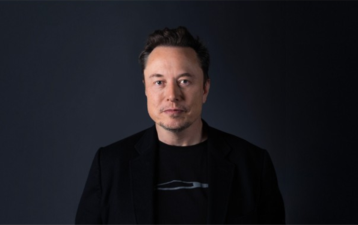 TechWeb微晚报：马斯克成史上首位7000亿美元富豪，保时捷中国关停所有自建充电站