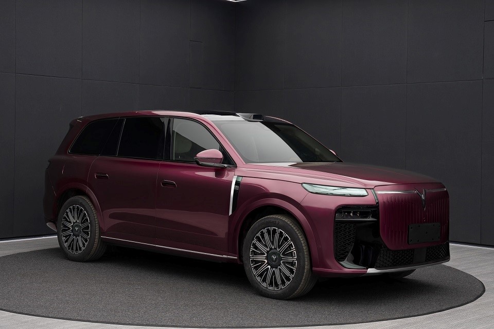 岚图全新SUV最新信息曝光 最大纯电续航310km