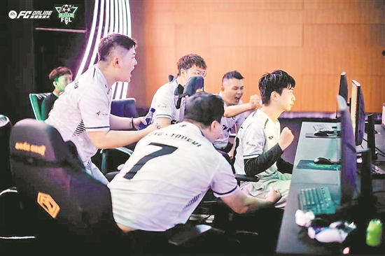 电竞粤超风云起 全域集结试比高