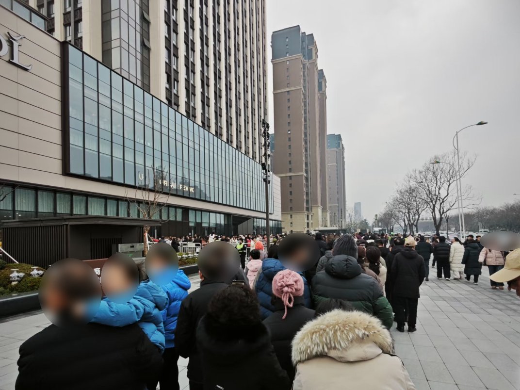 受访者供图 图源：@傲娇小绵（卖丹东草莓版）