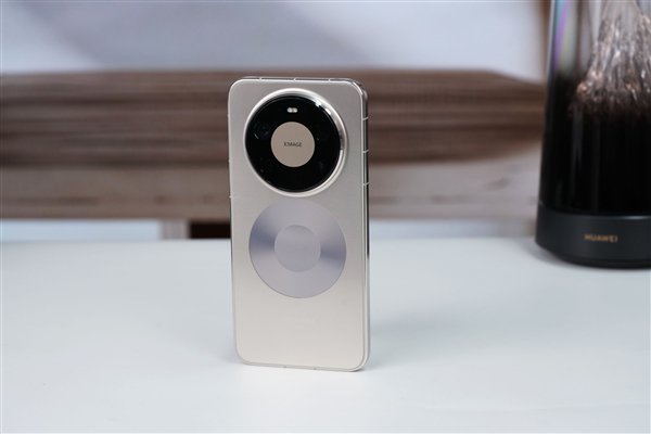 性能全开！华为Mate 80 GTS最快明年3月发：配散热风扇 搭更强版麒麟9030