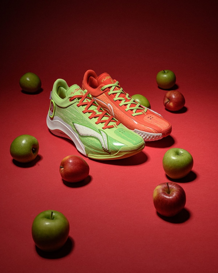 鸳鸯配色&细节满满！杨瀚森圣诞配色驭帅20 PE！