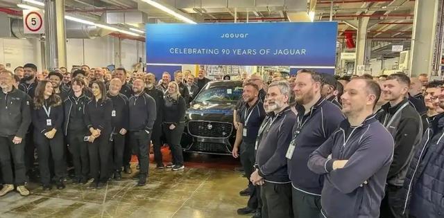 告别燃油，90岁的捷豹等一场电动救赎