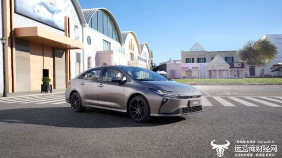 售价9.9万元起 全新智混卡罗拉焕新上市