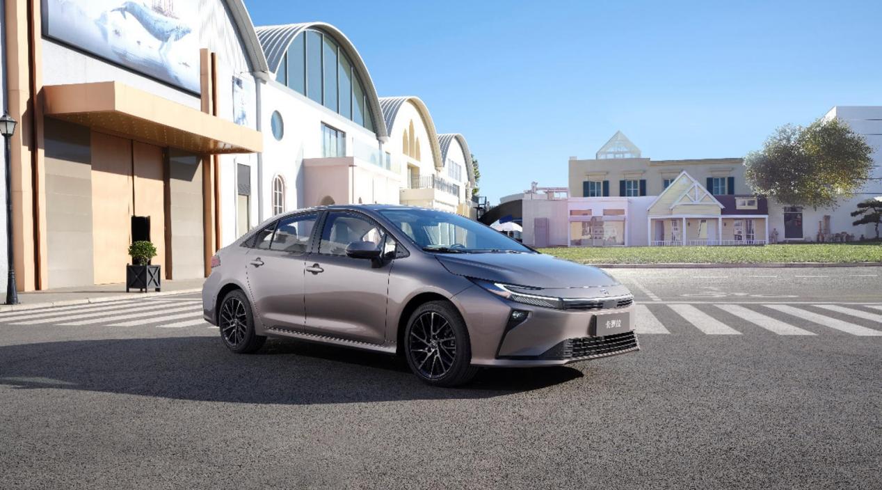 一汽丰田全新智混卡罗拉焕新上市 售价9.9万元起