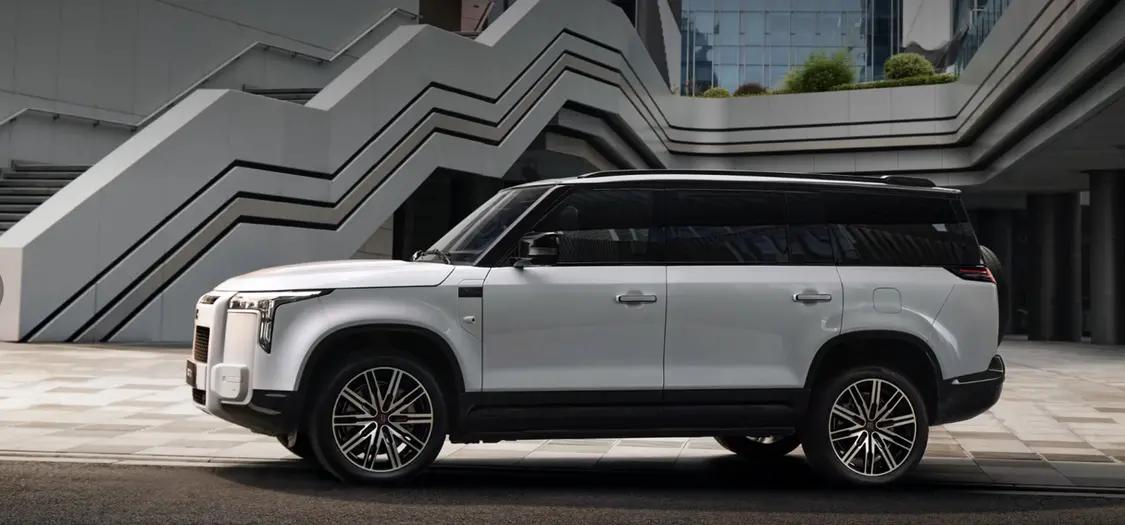 34.99万起，极石ADAMAS硬派SUV来了